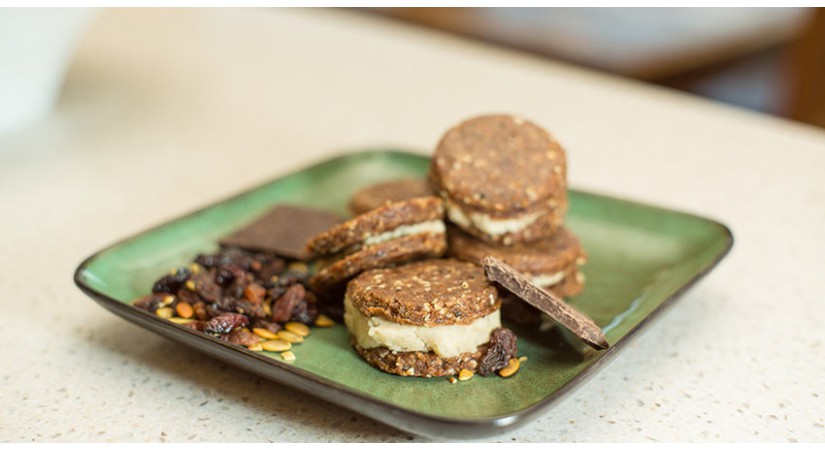 Veganski presni »Oreo« piškoti Veganski presni »Oreo« piškoti